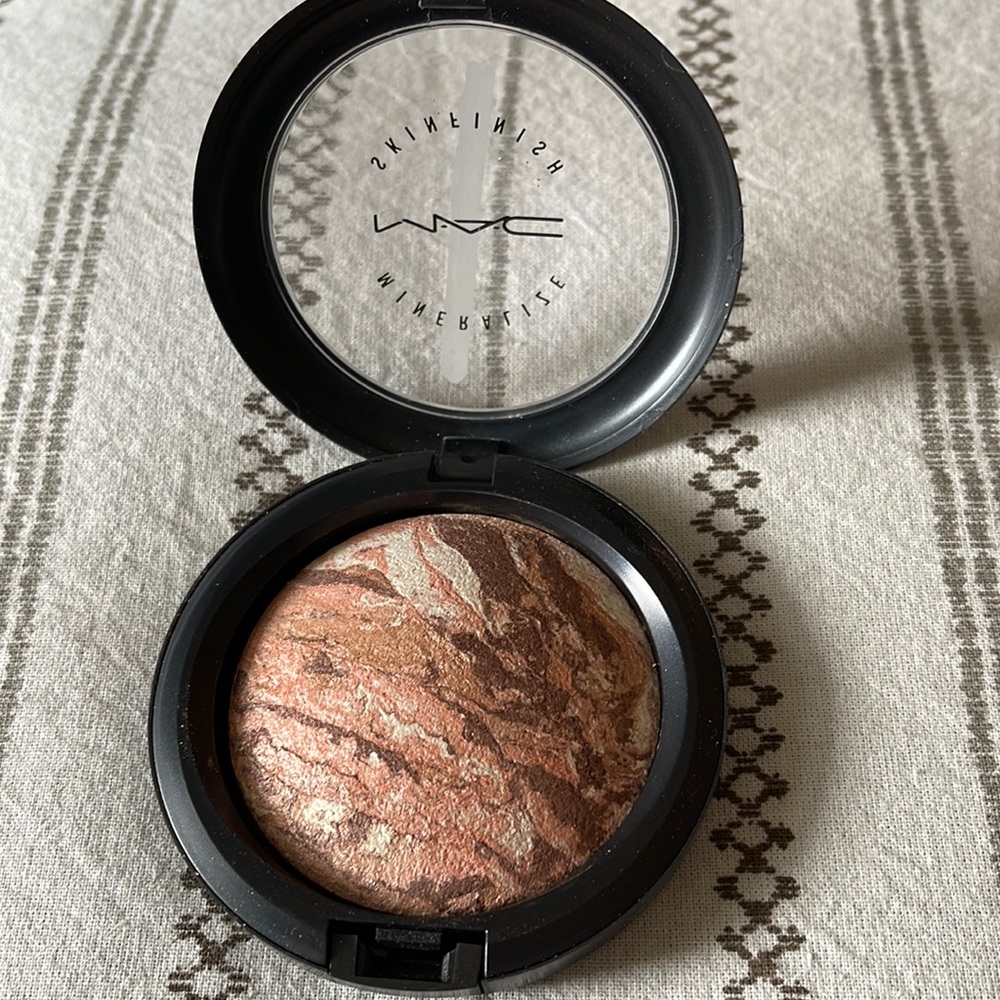 100% authentic MAC cosmetics